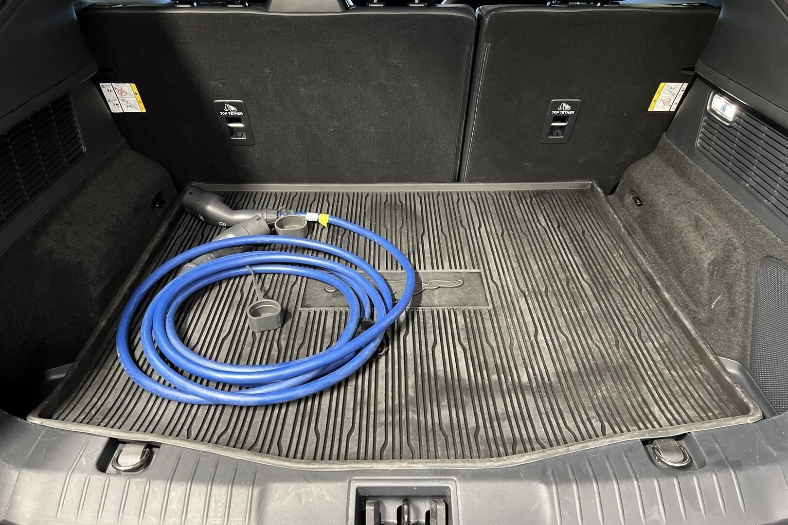 Ford Mustang Mach-E iso kuva 12