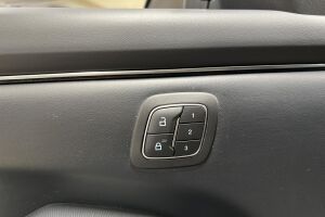 Ford Mustang Mach-E esikatselu 15