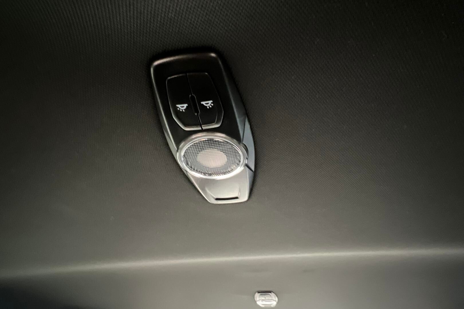 Ford S-Max iso kuva 36