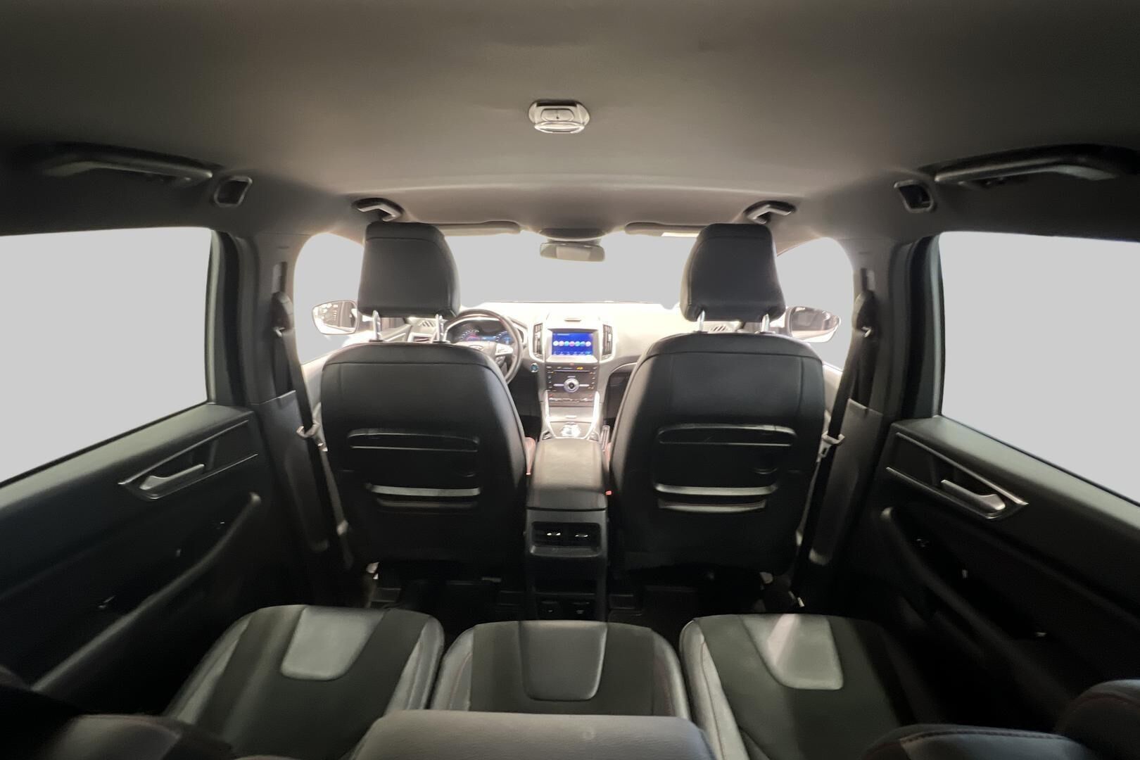Ford S-Max iso kuva 37