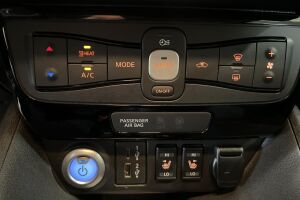 Nissan Leaf esikatselu 20