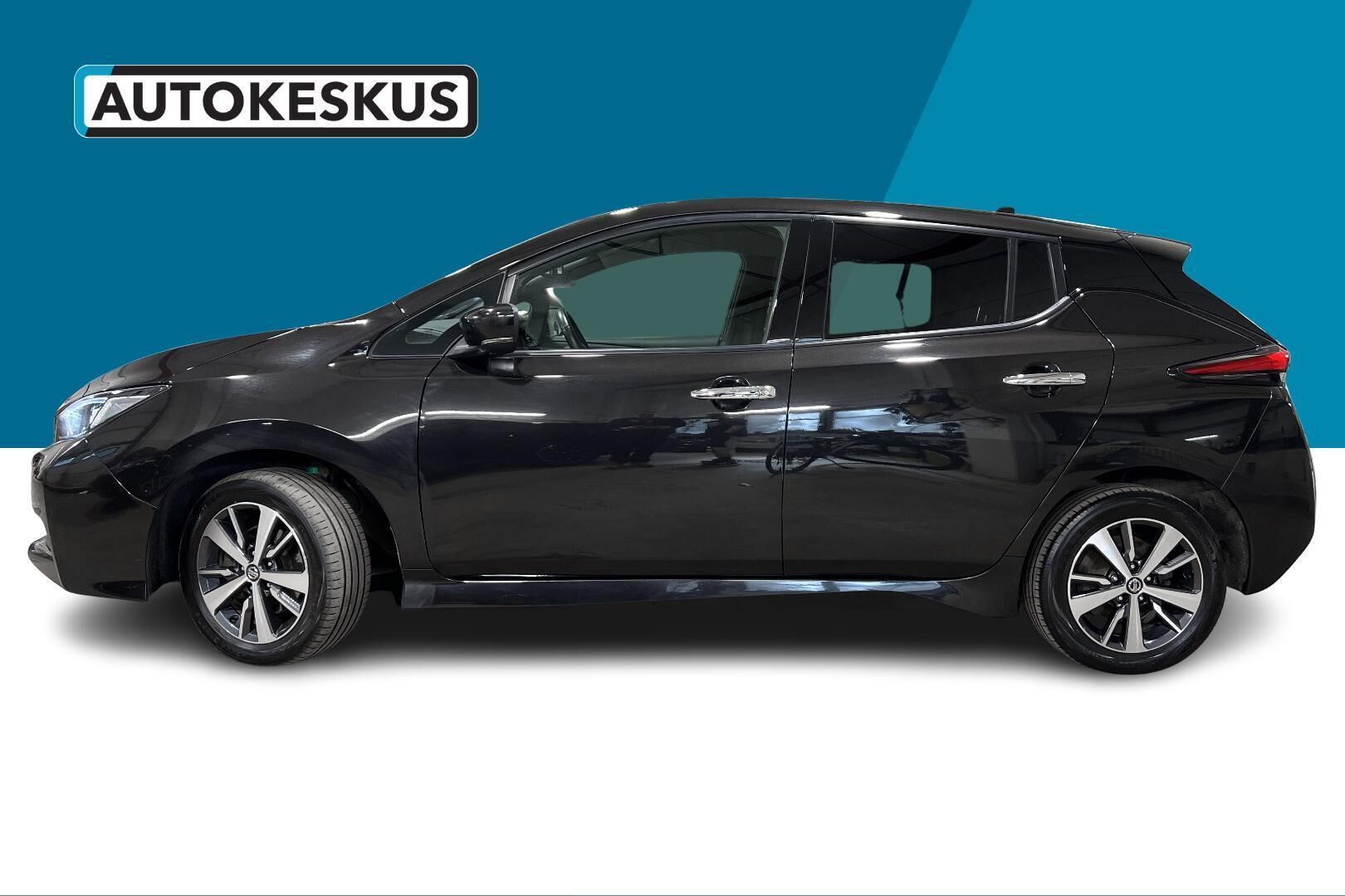 Nissan Leaf iso kuva 8