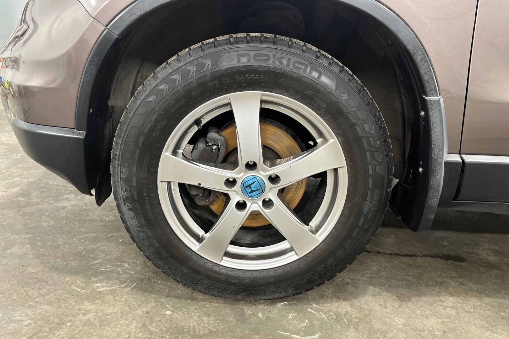 Honda CR-V iso kuva 10