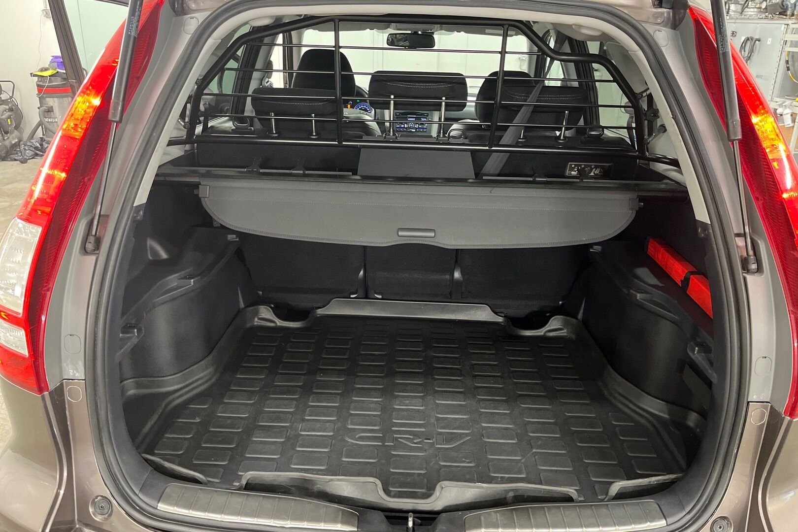 Honda CR-V iso kuva 9