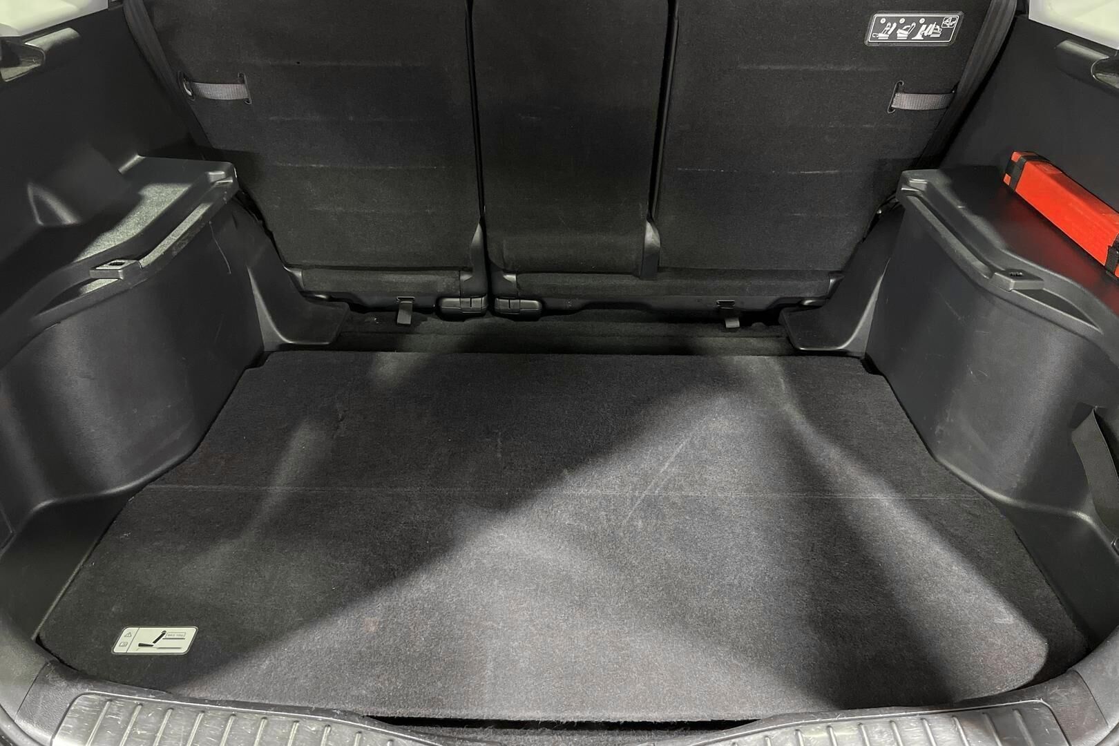 Honda CR-V iso kuva 12