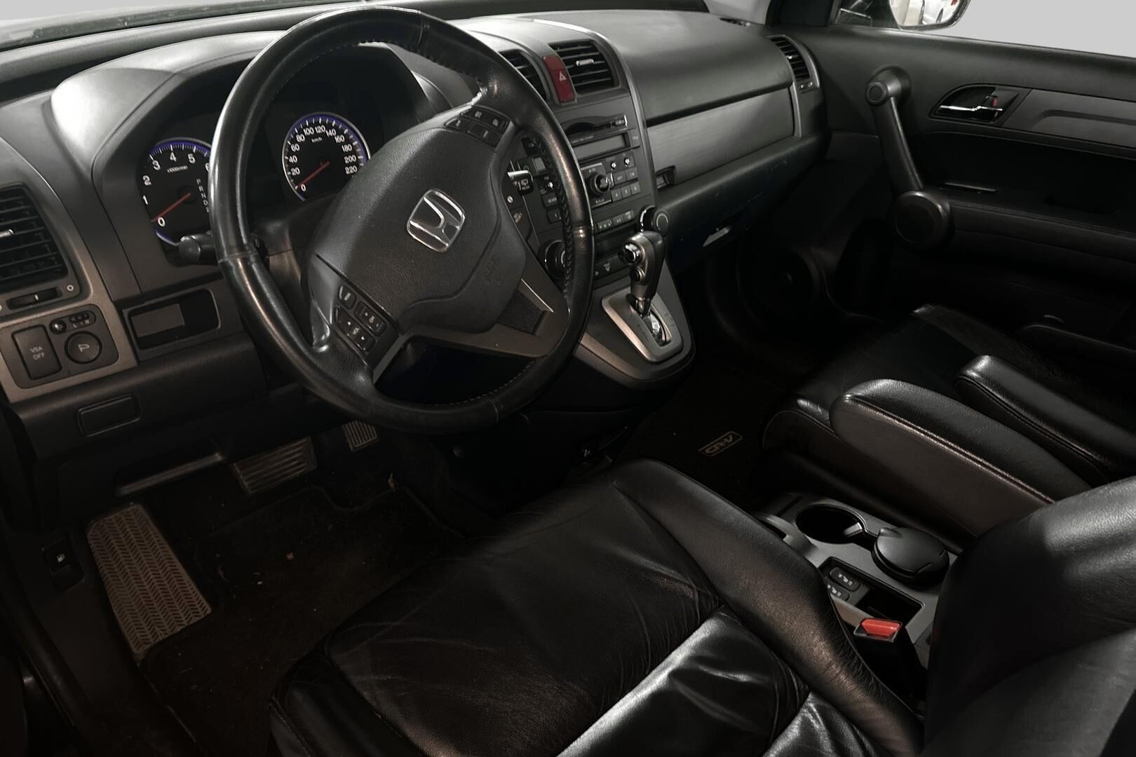 Honda CR-V iso kuva 2