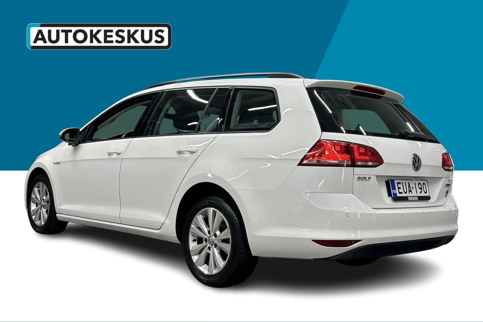 Volkswagen Golf iso kuva 7