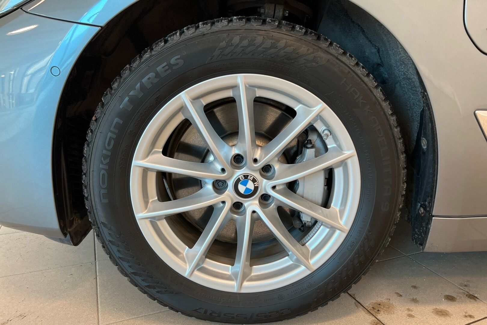 BMW 5-sarja iso kuva 11