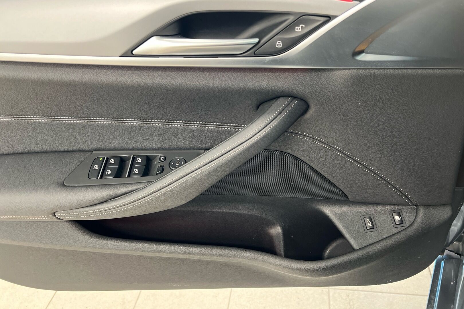 BMW 5-sarja iso kuva 20