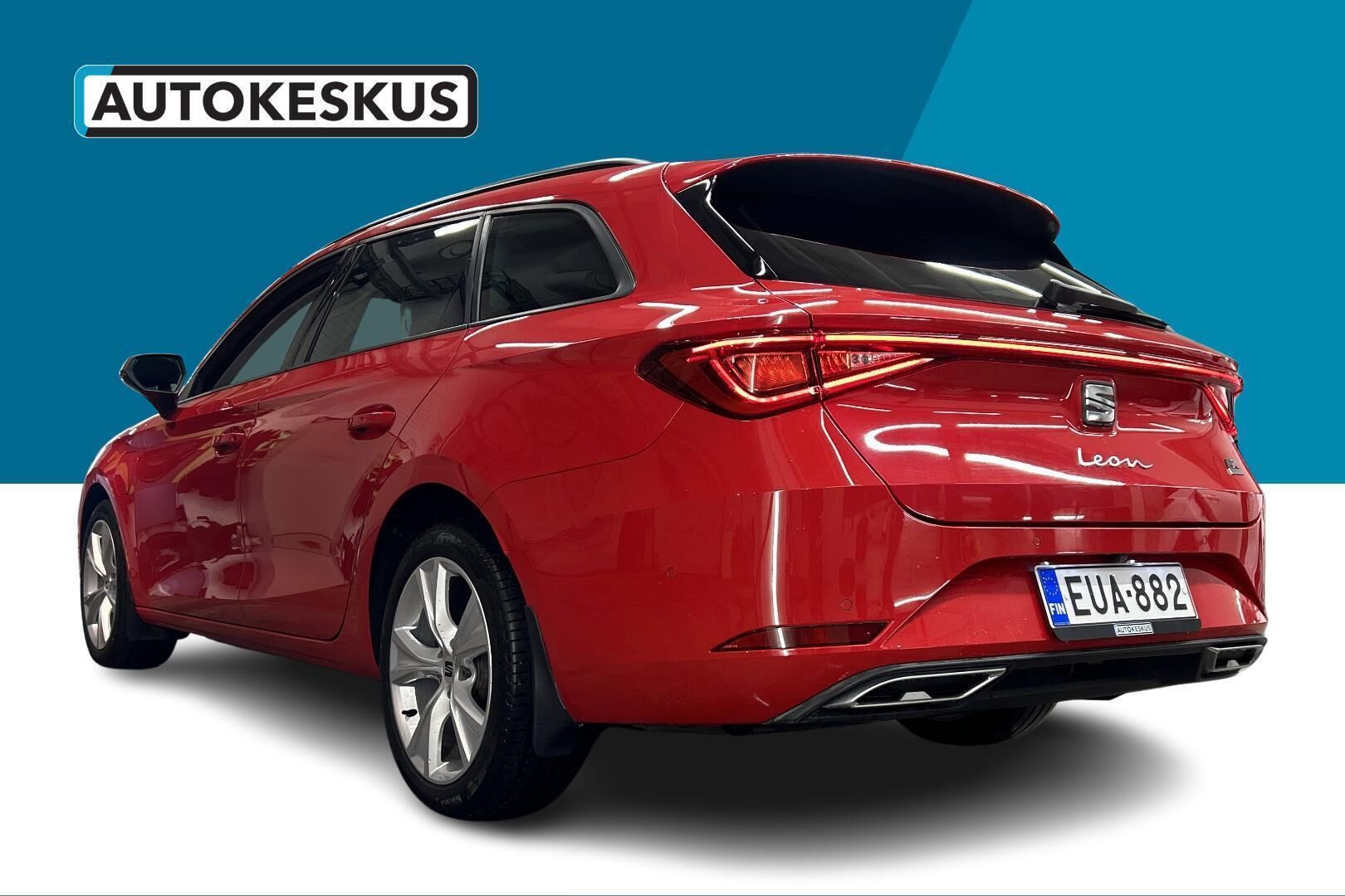 Seat Leon Sportstourer iso kuva 7