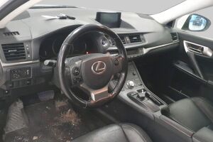 Lexus CT esikatselu 1