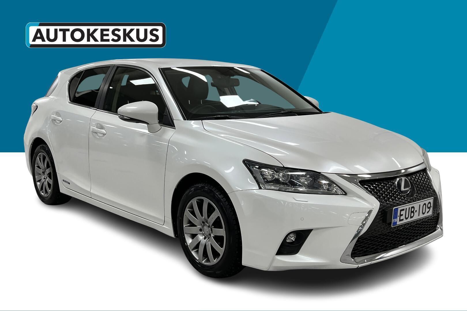 Lexus CT iso kuva 4