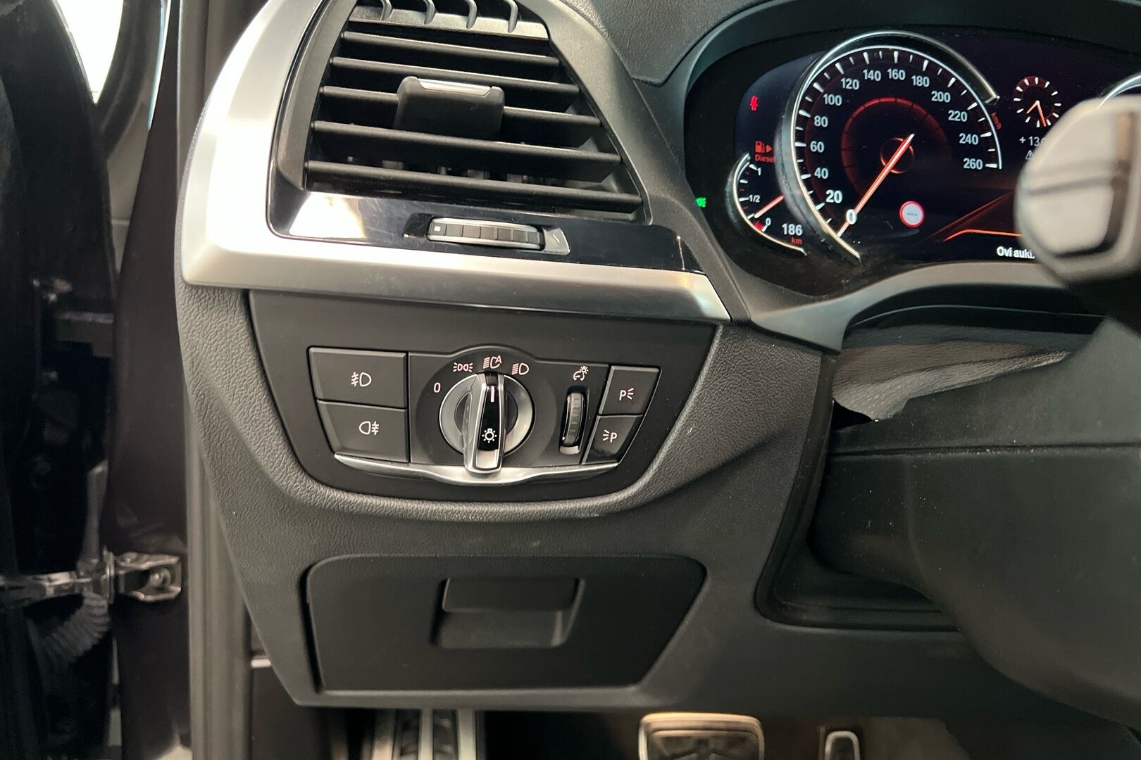 BMW X3 iso kuva 20