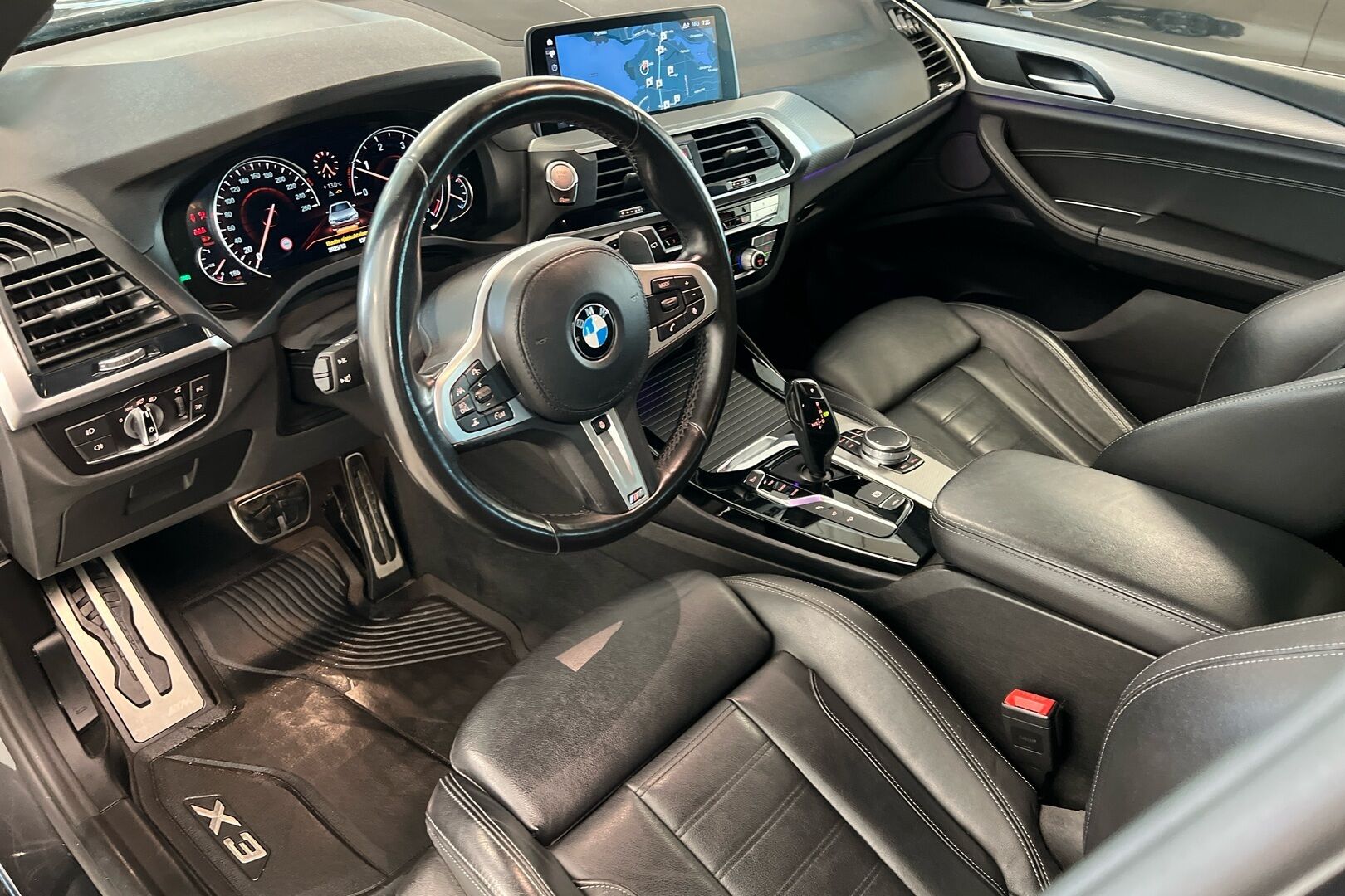 BMW X3 iso kuva 5