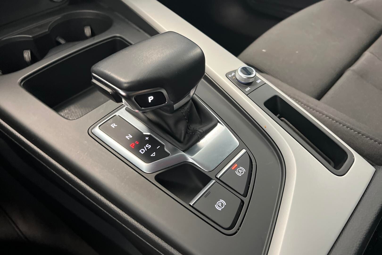 Audi A4 allroad quattro iso kuva 17