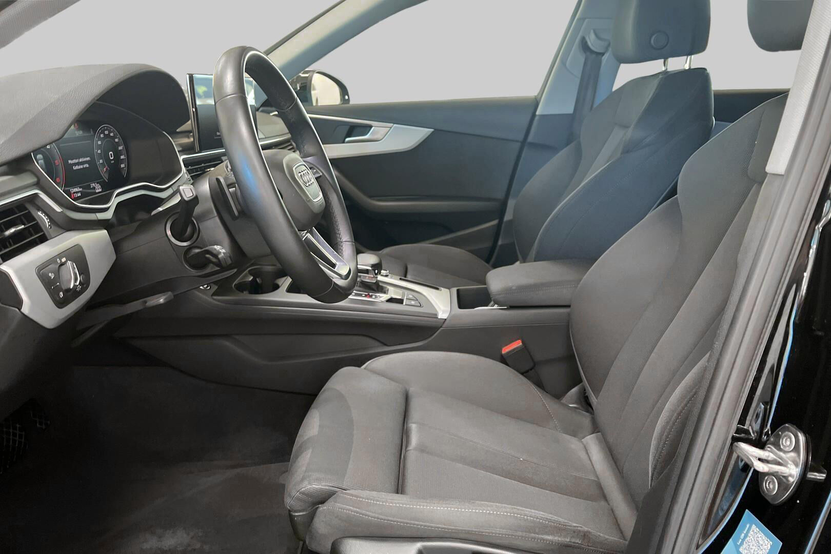Audi A4 allroad quattro iso kuva 9
