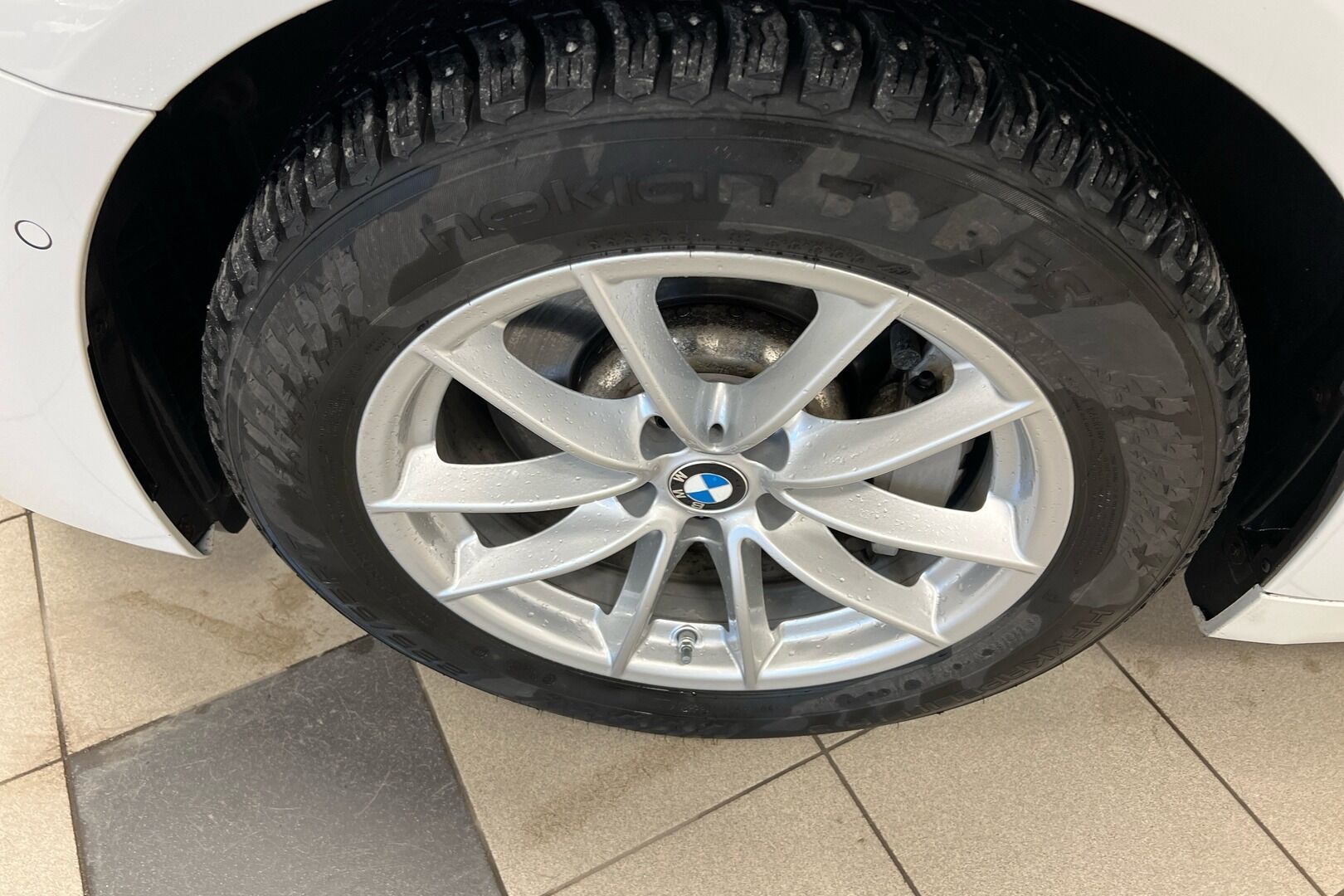 BMW 5-sarja iso kuva 10