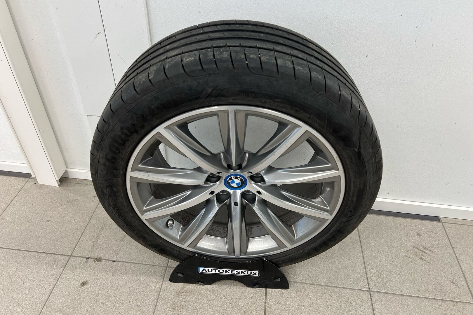 BMW 5-sarja iso kuva 24