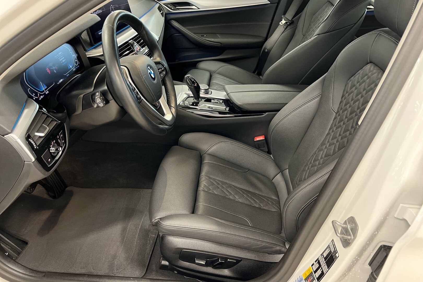 BMW 5-sarja iso kuva 8