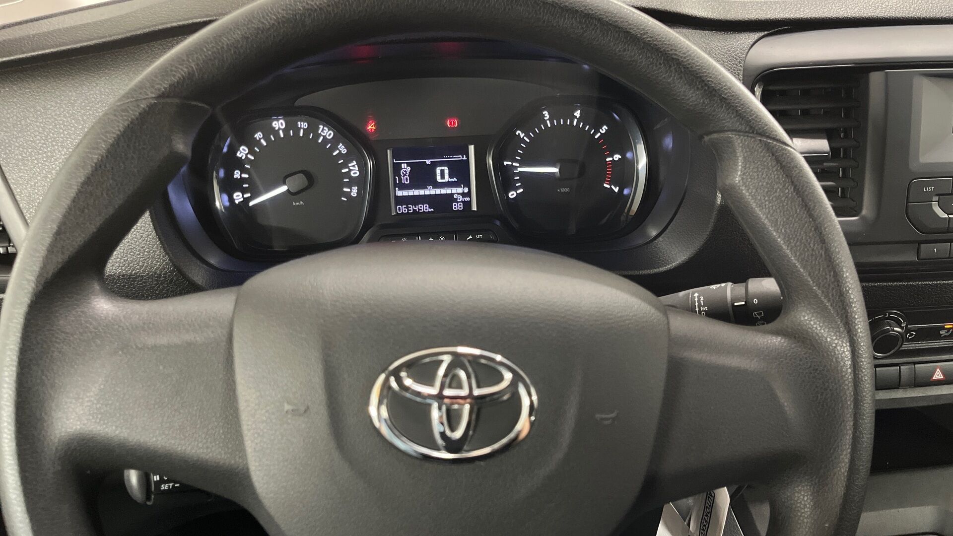 Toyota Proace Verso iso kuva 11