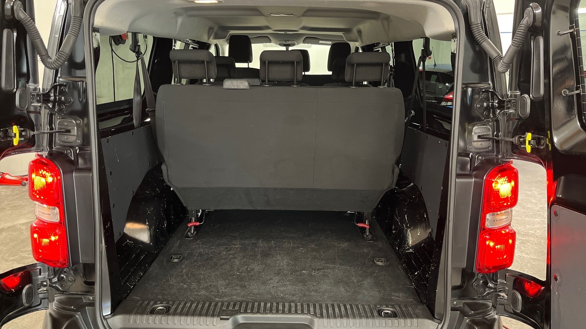 Toyota Proace Verso iso kuva 14