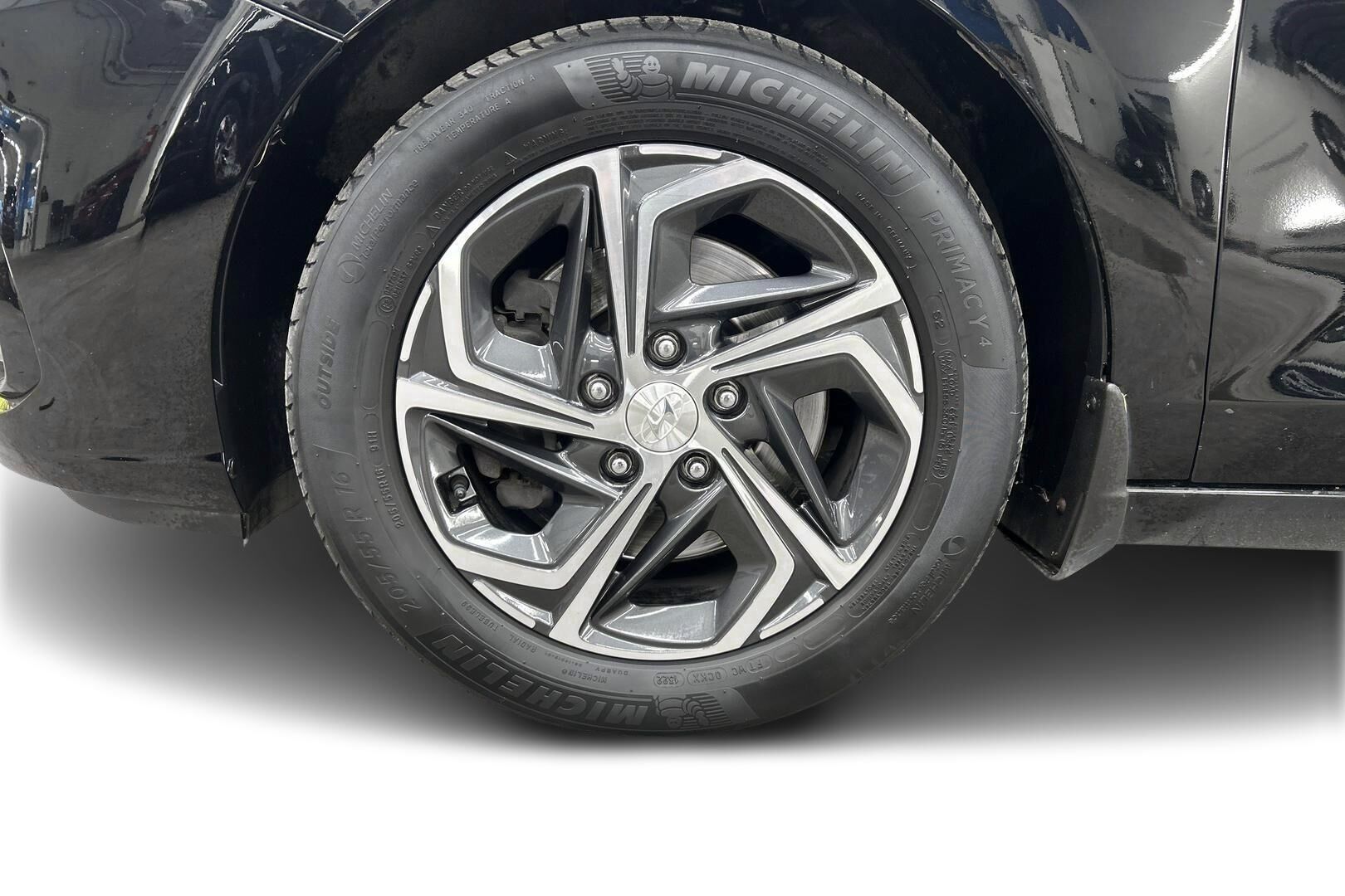 Hyundai i30 Wagon iso kuva 24