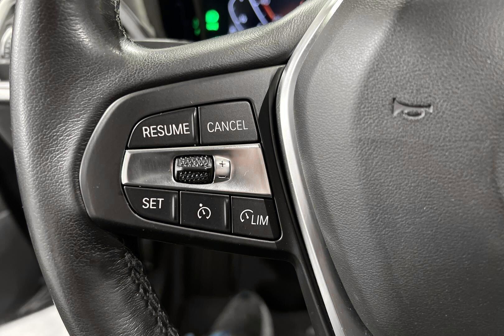 BMW 3-sarja iso kuva 14