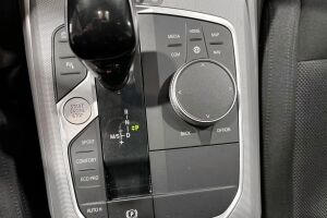 BMW 3-sarja esikatselu 13