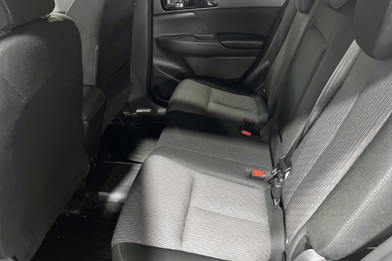 Mitsubishi Eclipse Cross iso kuva 10