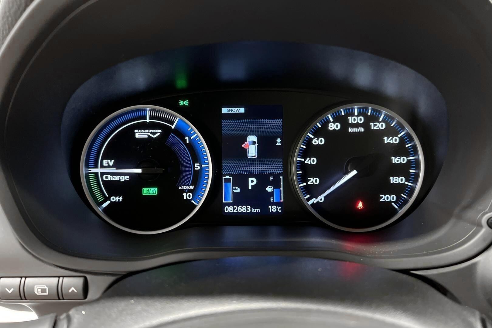 Mitsubishi Eclipse Cross iso kuva 16