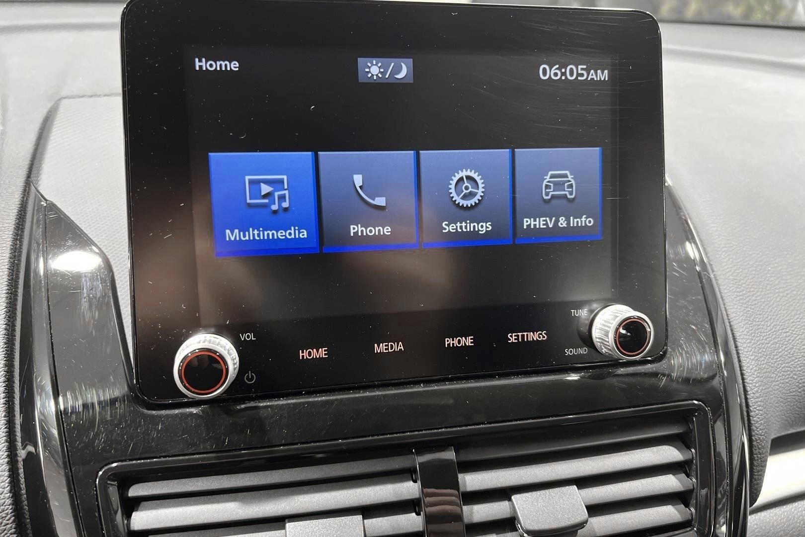 Mitsubishi Eclipse Cross iso kuva 19