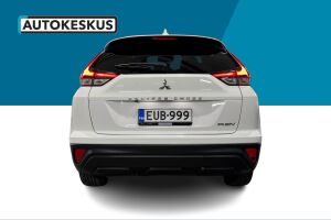 Mitsubishi Eclipse Cross esikatselu 6