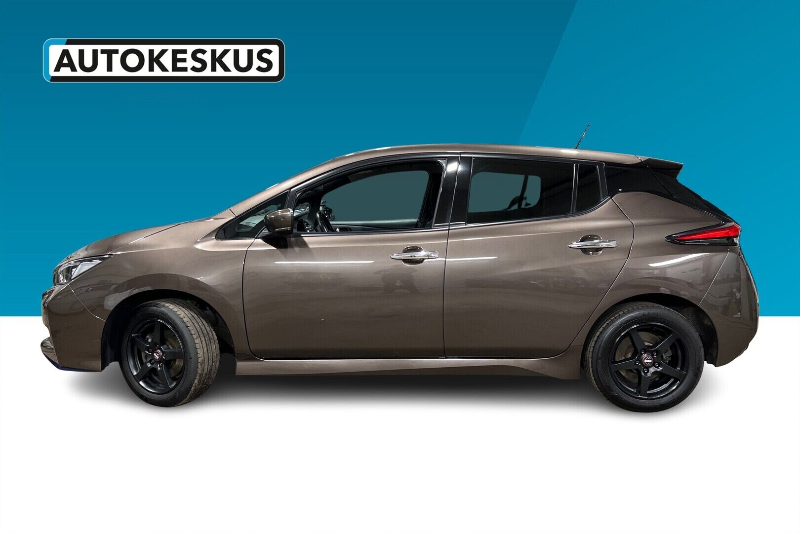 NISSAN LEAF iso kuva 4