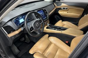 Volvo XC90 esikatselu 8