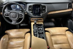 Volvo XC90 esikatselu 10