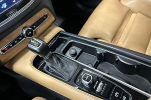 Volvo XC90 esikatselu 16