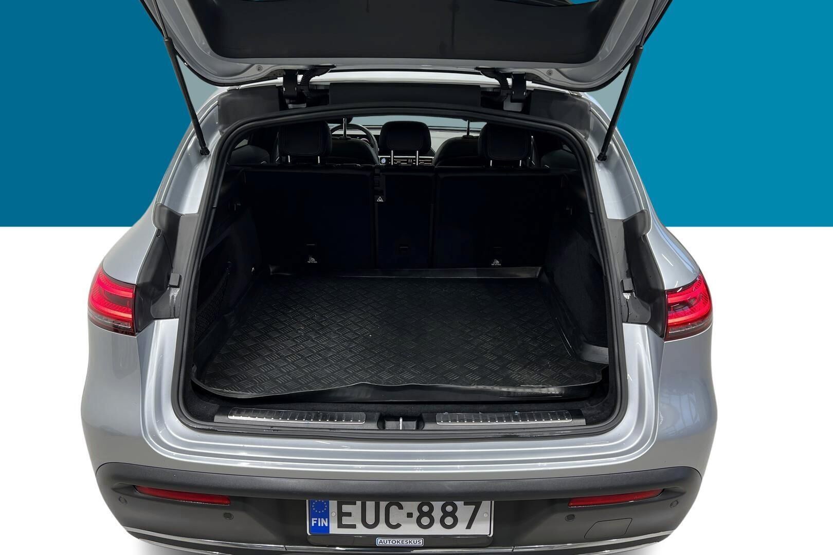 Mercedes-Benz EQC iso kuva 12