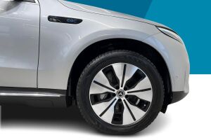 Mercedes-Benz EQC esikatselu 13