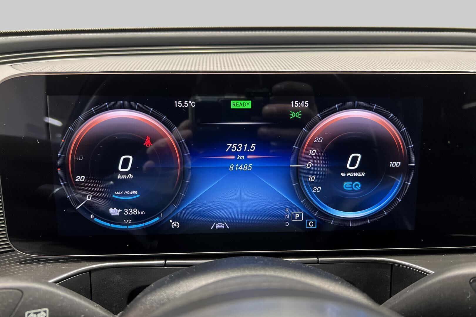 Mercedes-Benz EQC iso kuva 14