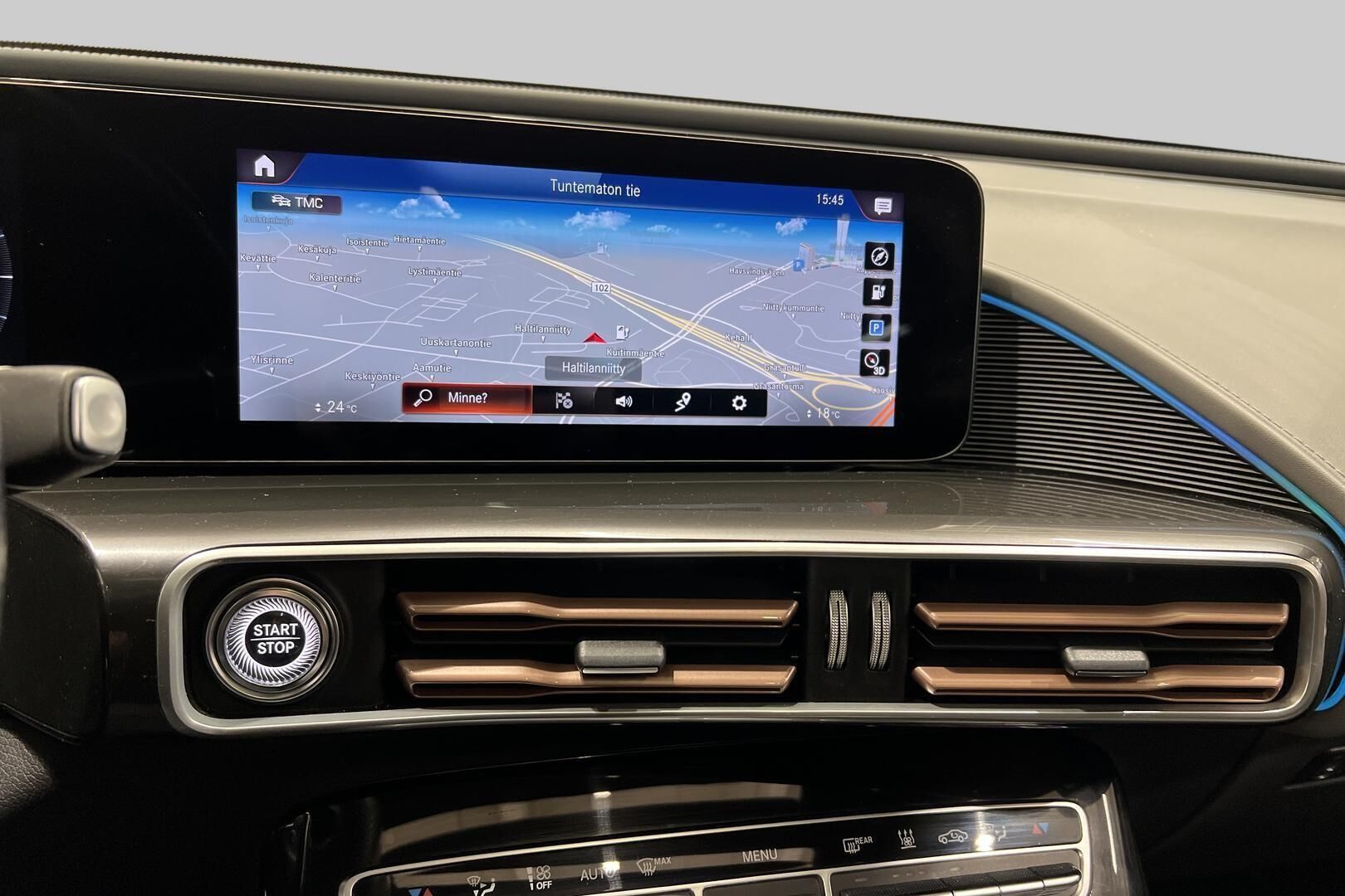 Mercedes-Benz EQC iso kuva 15