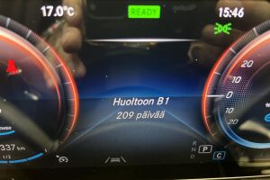 Mercedes-Benz EQC esikatselu 17