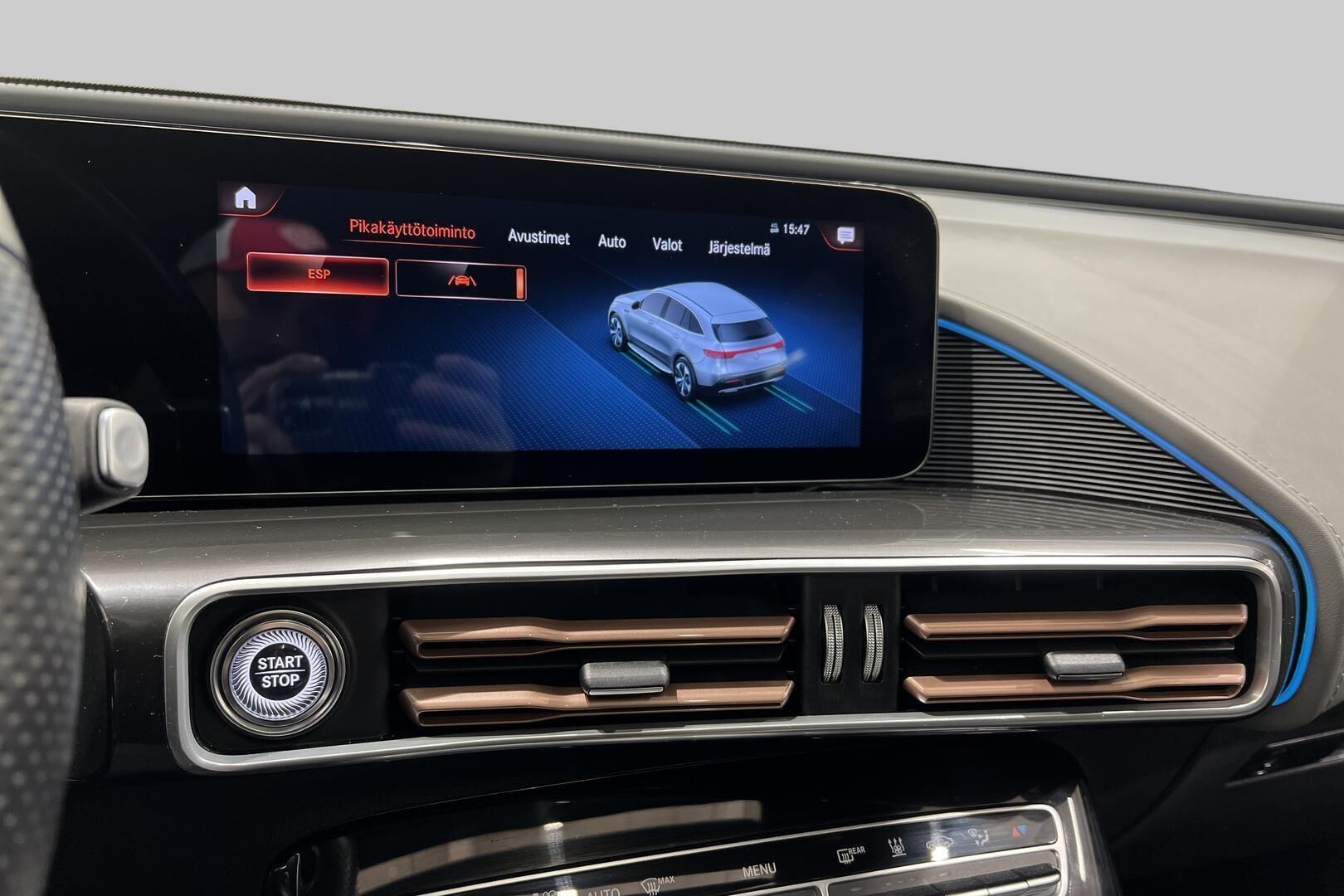 Mercedes-Benz EQC iso kuva 19