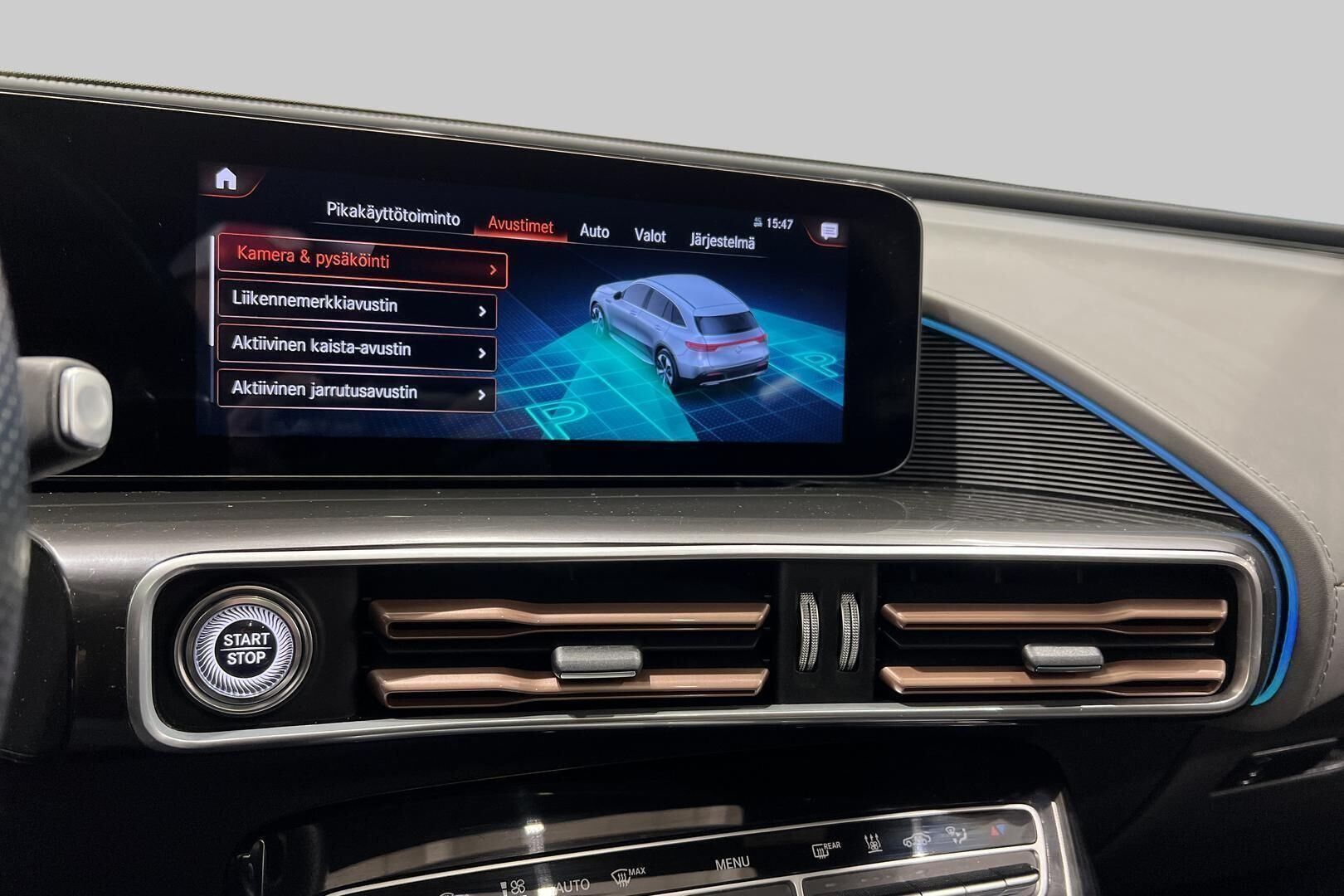 Mercedes-Benz EQC iso kuva 20