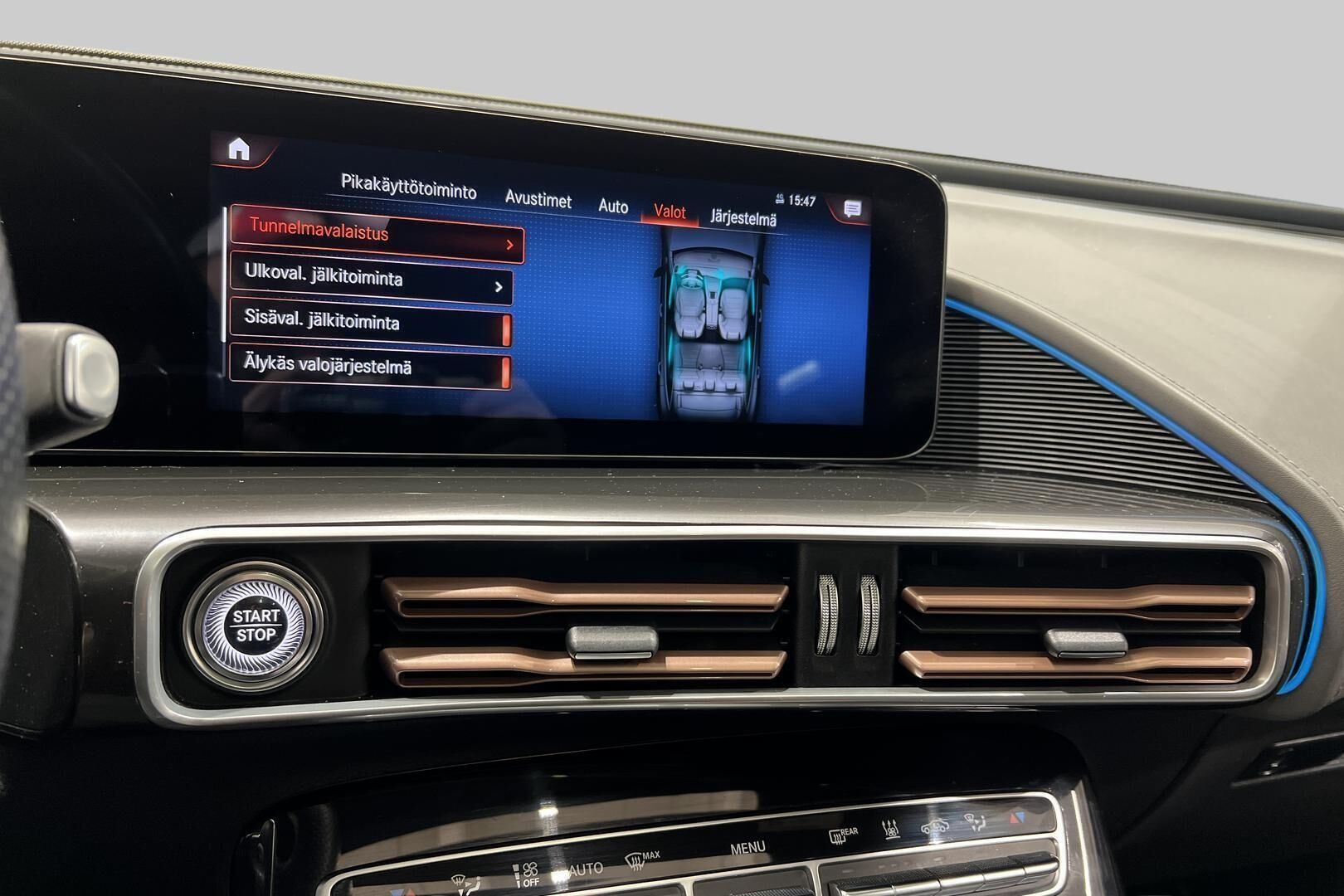 Mercedes-Benz EQC iso kuva 23