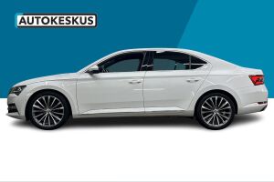 Skoda Superb esikatselu 8