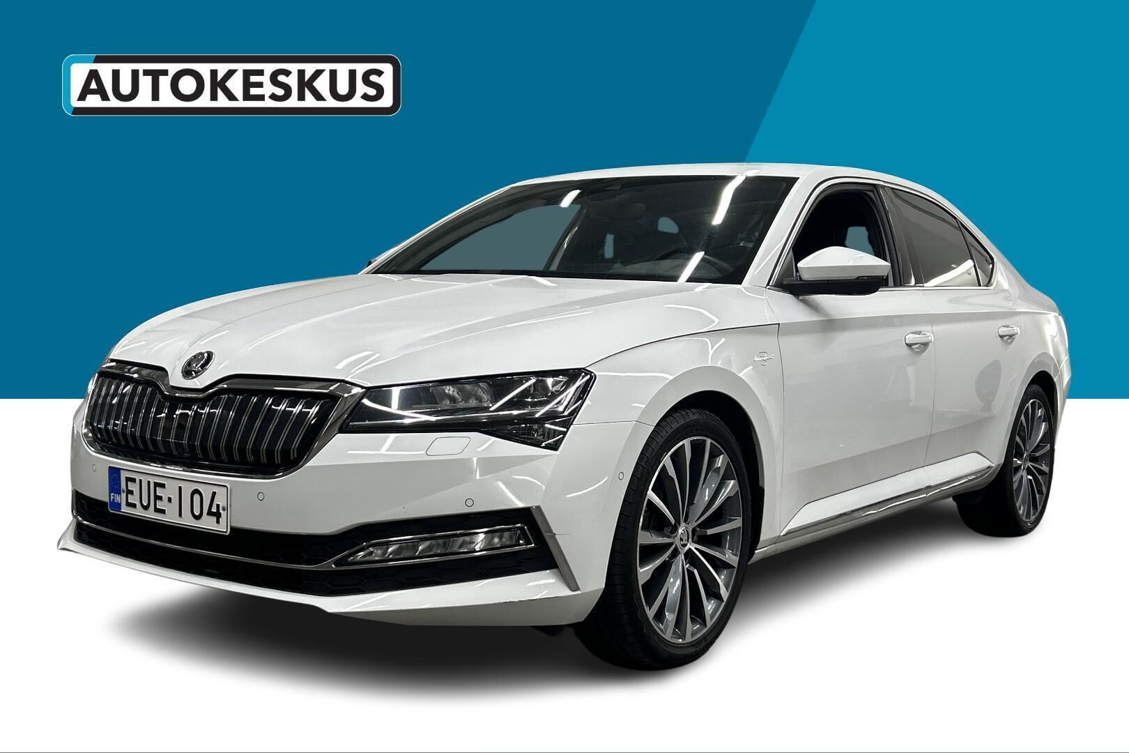 Skoda Superb iso kuva 0