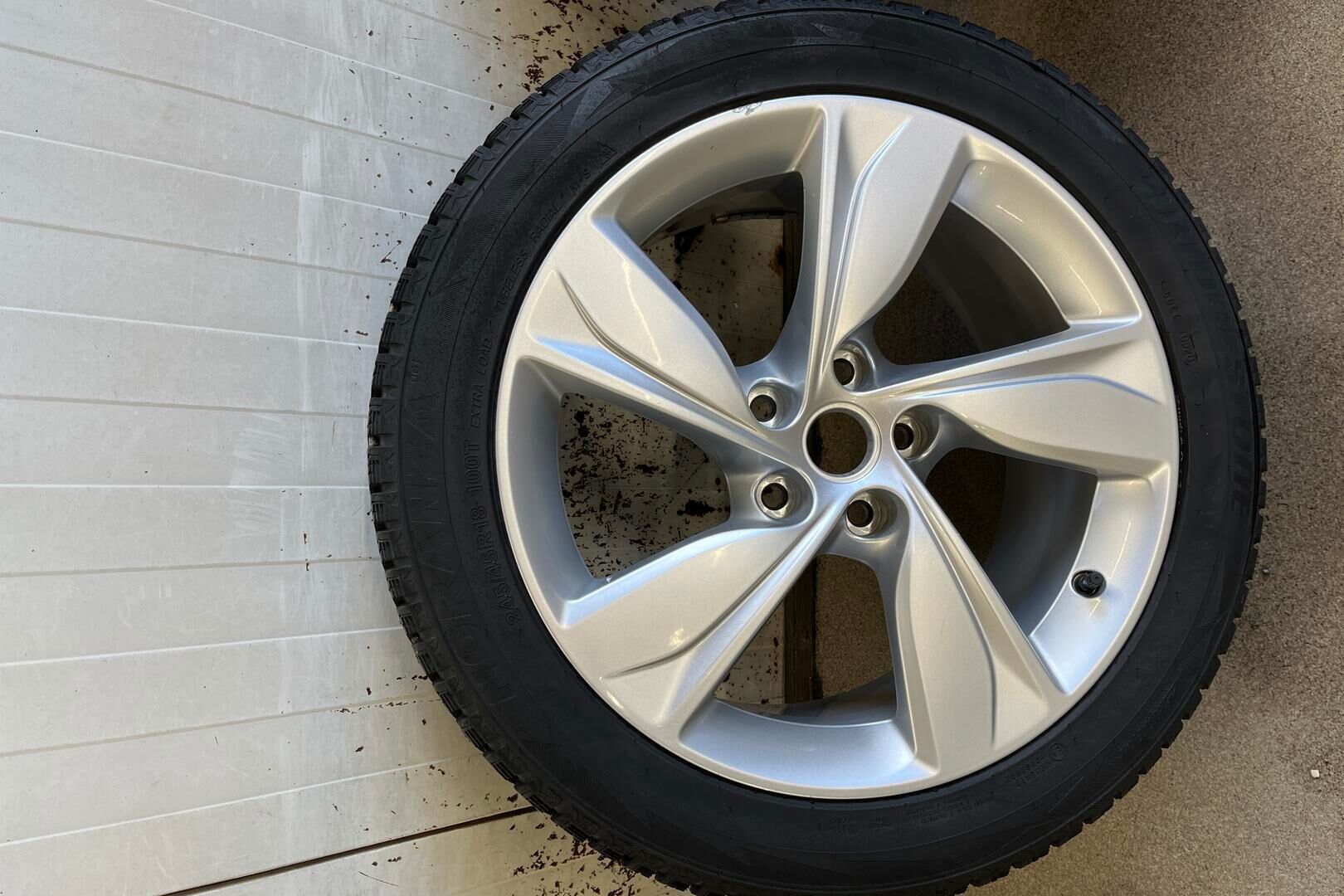 Opel Insignia iso kuva 14