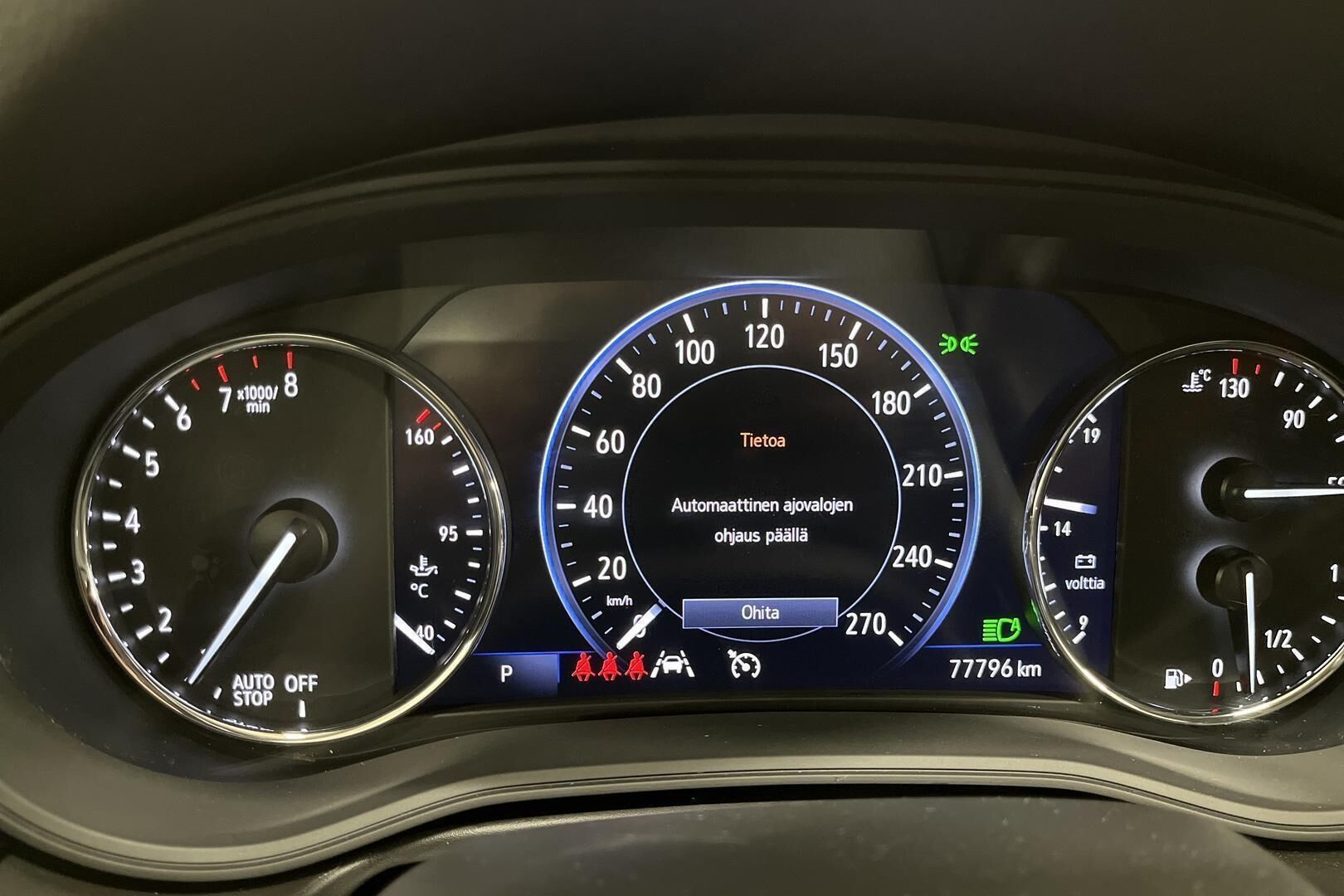 Opel Insignia iso kuva 15
