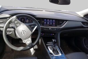 Opel Insignia esikatselu 2