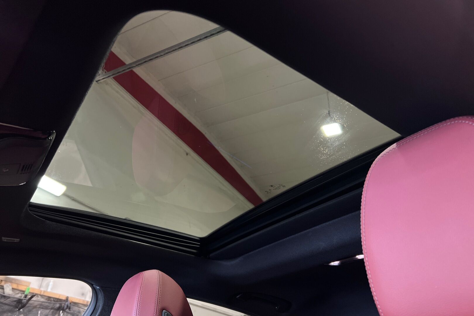 BMW i4 iso kuva 16